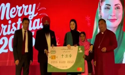 Maryam Nawaz raises minority cards to 100,000 on Christmas