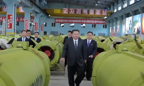 کم جونگ اُن کا آئندہ پانچ سال تک میزائل پروگرام جاری رکھنے کا اعلان