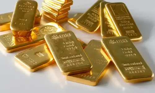 Gold per tola gains in Pakistan