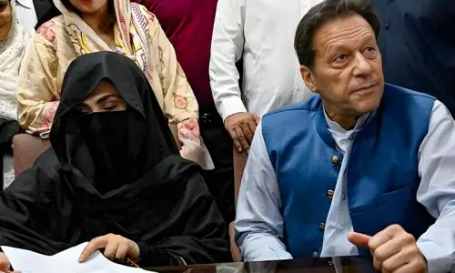 عمران اور بشریٰ بی بی نے توشہ خانہ ٹو کیس میں سزائیں چیلنج کردیں