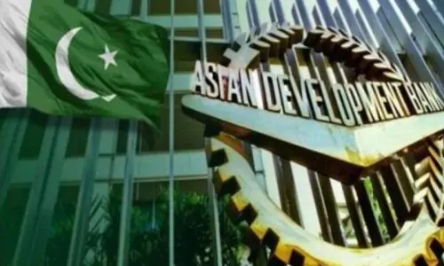 پاکستان اور اے ڈی بی کے درمیان 300 ملین ڈالر سے زیادہ کے 2 منصوبوں پر دستخط