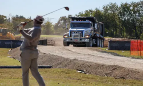 Trump&rsquo;s latest target in Washington? Public golf courses
