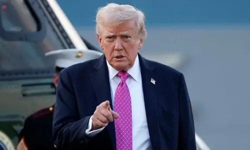 ٹرمپ نے 2025 میں کتنے ممالک پر بم برسائے؟