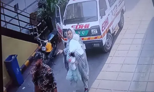 Woman abducts 3-month-old from Karachi&rsquo;s Civil Hospital