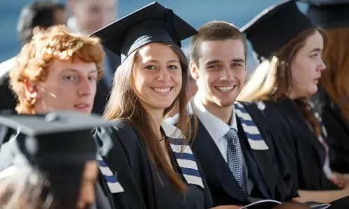 آئرلینڈ کا 2026 کے لیے اسکالر شپس کا اعلان، مکمل اخراجات آئرش حکومت اٹھائے گی