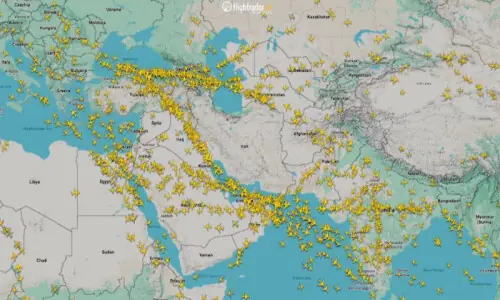 Iran reopens airspace after brief closure amid US-Iran tensions