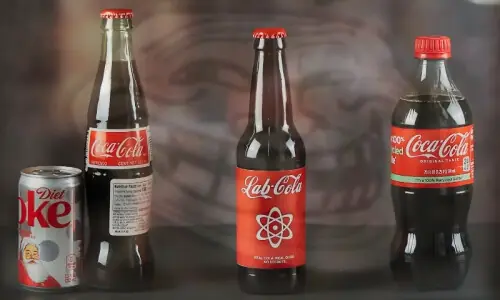 یوٹیوبر نے کوکا کولا بنانے کا 140 سال پرانا راز دنیا کے سامنے بے نقاب کر دیا