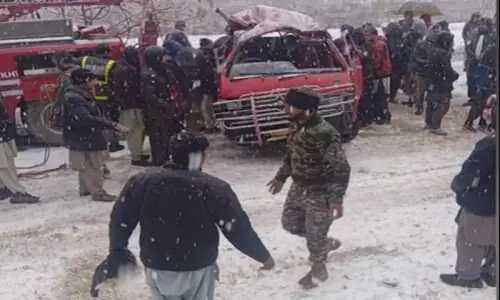 Pakistan Army rescues passengers after bus accident in Upper Chitral