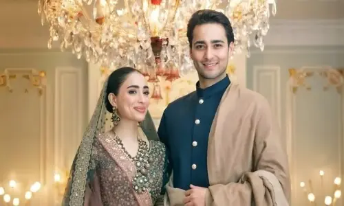 مریم نواز کے بیٹے جنید صفدر کی مہندی، کس نے کیا پہنا؟