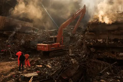 When Karachi&rsquo;s tragedies become a stage