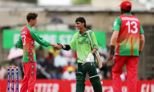 پاکستان پر انڈر 19 ورلڈ کپ میں &rsquo;چالاکی&lsquo; کا الزام، بھارت کے خلاف میچ سے پہلے جرمانے کا خدشہ