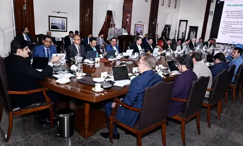 Sindh cabinet approves Rs19bn Karachi projects, relief for Gul Plaza victims
