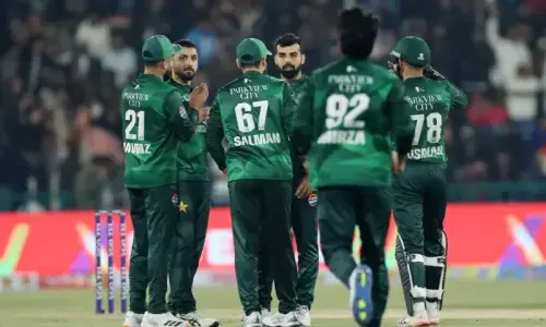 Pakistan beat Australia by 22 runs to take 1-0 lead in T20 series
