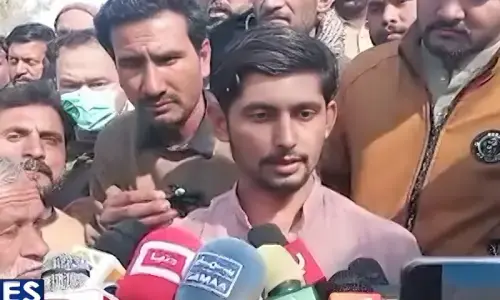 Lahore sewer tragedy sparks police torture allegations