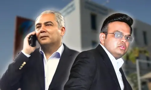 ٹی ٹوئنٹی ورلڈ کپ: آئی سی سی کا پاکستان کو منانے کے لیے بیک چینل رابطے کا فیصلہ، ذرائع