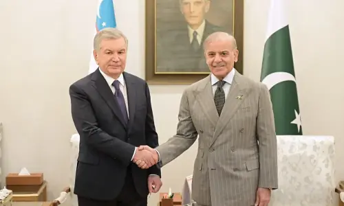 Pakistan, Uzbekistan reaffirm commitment to $2bn trade target: joint declaration