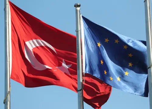 Europe, Turkey agree to work towards updating customs union
