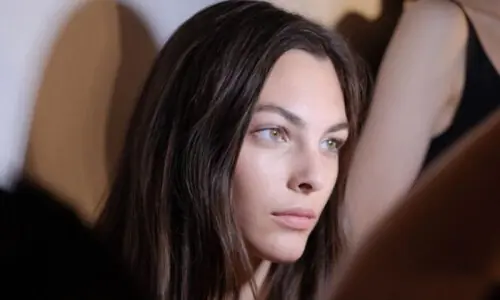 Vittoria Ceretti stuns in white gown carrying Italian flag at Winter Olympics