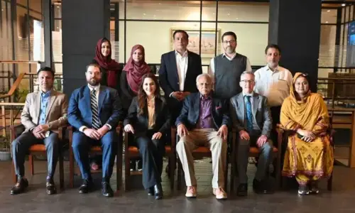 US envoy reaffirms economic cooperation with Pakistan during Sindh visit