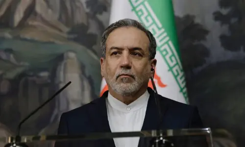 میزائل پروگرام پر کسی صورت مذاکرات نہیں کریں گے: ایرانی وزیرِ خارجہ