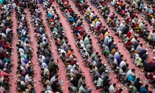 رمضان 2026: کن ممالک میں روزہ سب سے طویل اور کہاں مختصر ہوگا؟