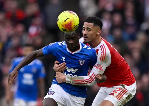 Arsenal go nine points clear, Man Utd win again under Carrick