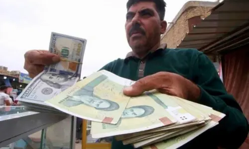 ایران میں ڈالر کی قدر میں بڑی گراوٹ کے پیچھے امریکا کا ہاتھ تھا: امریکی وزیرِ خزانہ