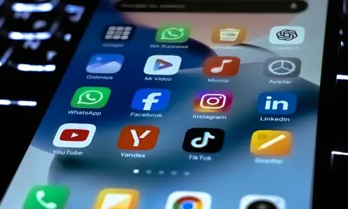 بھارت میں سوشل میڈیا پر گرفت سخت، &rsquo;3 گھنٹے&lsquo; کا نیا قانون نافذ