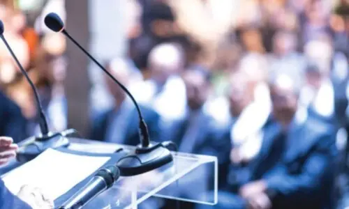 اپوزیشن کے الزامات پر اعلیٰ سیکیورٹی عہدیدار کی میڈیا سے ملاقات