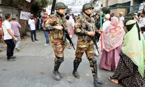 بنگلہ دیش: عام انتخابات کے دوران پولنگ اسٹیشن میں دھماکا