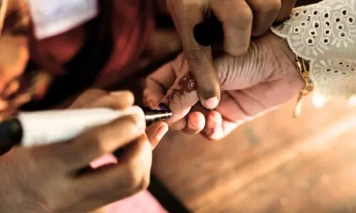 بنگلہ دیش میں انتخابات کے ساتھ ہونے والا &rsquo;قومی ریفرنڈم&lsquo; کیا ہے؟