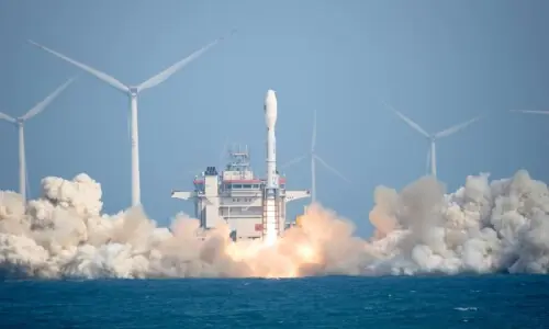 پاکستان نے ایک اور مقامی سیٹلائیٹ خلا میں لانچ کر دیا