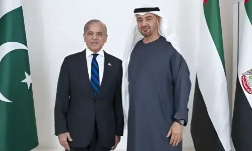 PM thanks UAE president for support, reaffirms commitment to deeper cooperation
