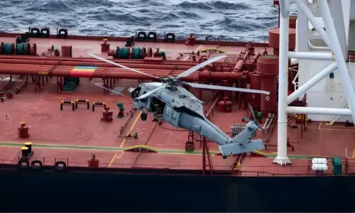 امریکا نے بحرہند میں ایک اور آئل ٹینکر قبضے میں لے لیا