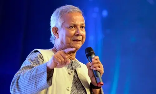 بنگلہ دیش کے عبوری سربراہ محمد یونس نے جاتے جاتے بھارت کو مرچیں لگا دیں