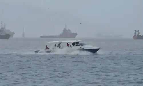 بھارت نے ایران کے مزید 3 جہاز قبضے میں لے لیے