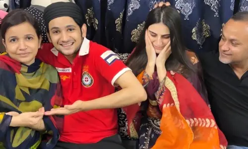 والدین کے بغیر پہلے رمضان نے معاذ صفدر کو رلا دیا، ویڈیو وائرل