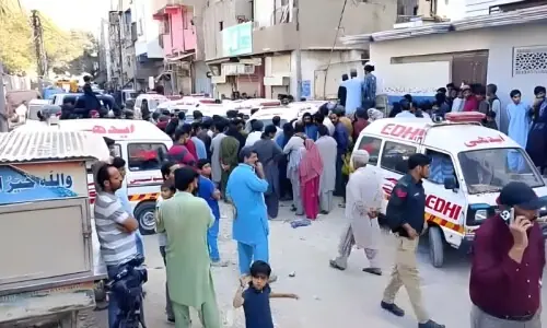 کراچی: سولجر بازار میں سلنڈر دھماکے کا مقدمہ درج، عمارت کا مالک گرفتار
