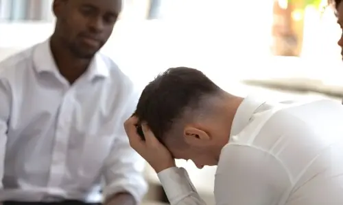 کون سے پیشے ملازمین کو خودکشی پر مجبور کردیتے ہیں؟ ہارورڈ ماہرِ نفسیات کا انکشاف