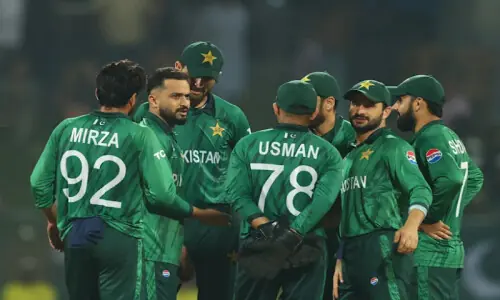 Pakistan face must-win clash against Sri Lanka today