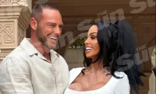 Katie Price&rsquo;s husband makes public vow after surprise Dubai wedding