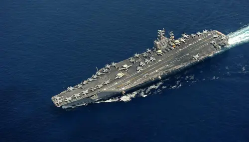 ایران کا امریکی بحری بیڑے پر حملے کا دعویٰ، امریکا کی تردید