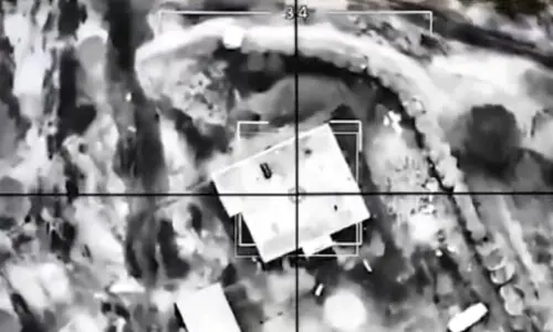 افغان طالبان کے خلاف پاک فوج کی کارروائیاں جاری، اسلحہ ڈپو اور ڈرون اسٹوریج سائٹ تباہ