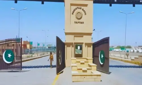 ایران پر حملے کے بعد کشیدگی: پاکستانی طلبہ اور شہریوں کی بحفاظت وطن واپسی جاری