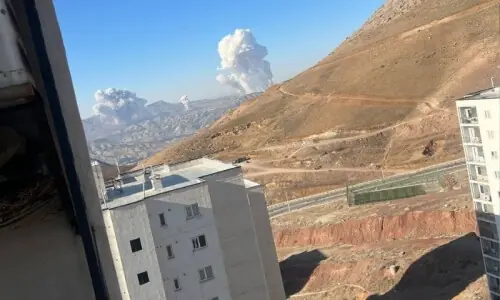 ایرانی شہر پردیس میں زیرِ زمین ملٹری تنصیبات پر بمباری، ایرانی حملے میں 7 اسرائیلی زخمی ایرانی شہر پردیس میں زیرِ زمین ملٹری تنصیبات پر بمباری، ایرانی حملے میں 7 اسرائیلی زخمی