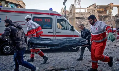 ایران میں ہلاکتوں کی تعداد 1045 ہوگئی؛ مزید حملوں کی تیاریاں جاری ہیں: امریکی وزیر دفاع