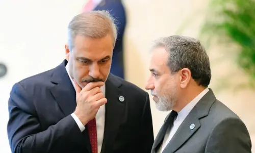 ایران کی ترکیہ پر میزائل حملے کی تردید؛ ایرانی وزیرِ خارجہ کا ترک ہم منصب سے رابطہ