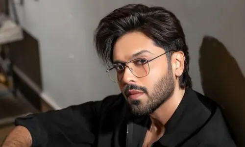 فہد مصطفیٰ کا تنقید کرنے والوں کو کرارا جواب، عتیقہ اوڈھو کو بھی آڑے ہاتھوں لے لیا