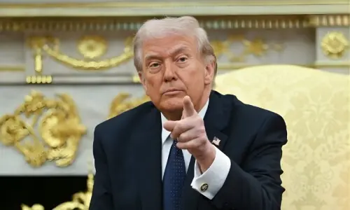 ٹرمپ نے نیٹو ممالک کو ’بزدل‘ کہہ دیا، سفارتی اقدامات کی دھمکی ٹرمپ نے نیٹو ممالک کو ’بزدل‘ کہہ دیا، سفارتی اقدامات کی دھمکی