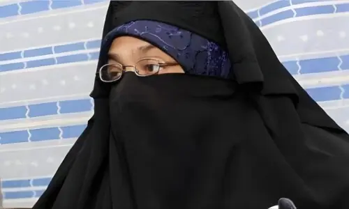 کشمیری حریت رہنما آسیہ اندرابی کو دہشت گردی کیس میں عمر قید کی سزا